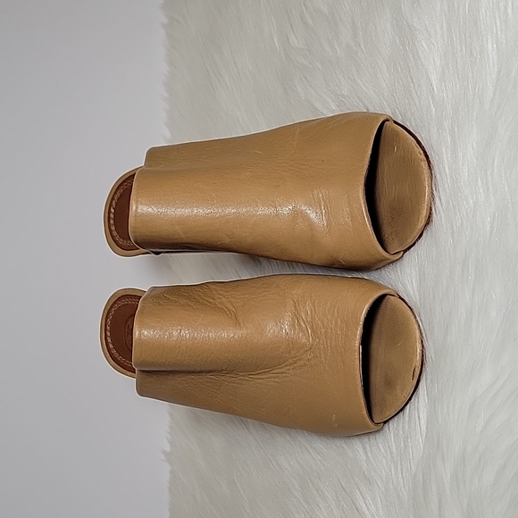 Tory Burch Raya tumbled leather sand /camel tan slide mules women's size 8.5 - Picture 3 of 12